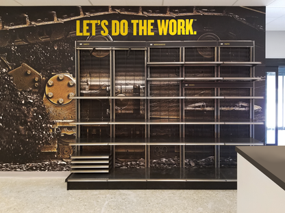 CAT Undercarriage Action