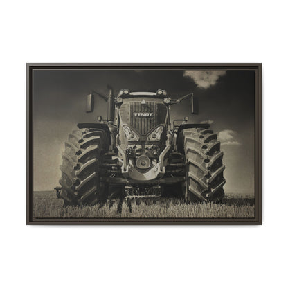 Fendt 800 Vario Coming At You | Framed Photo Wall Art on Canvas