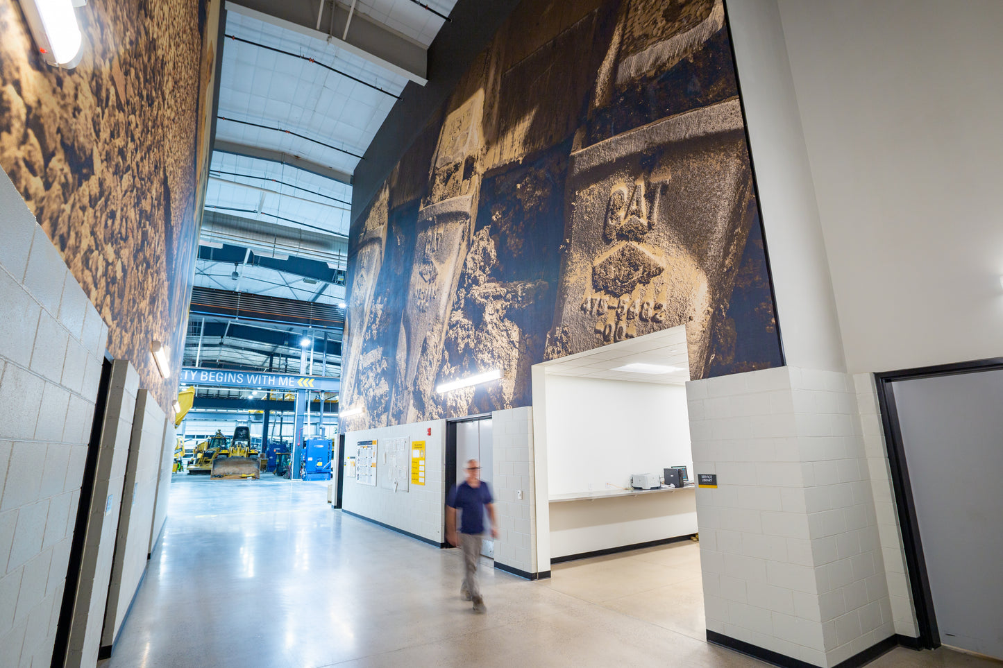 CAT Shovel Teeth Mural