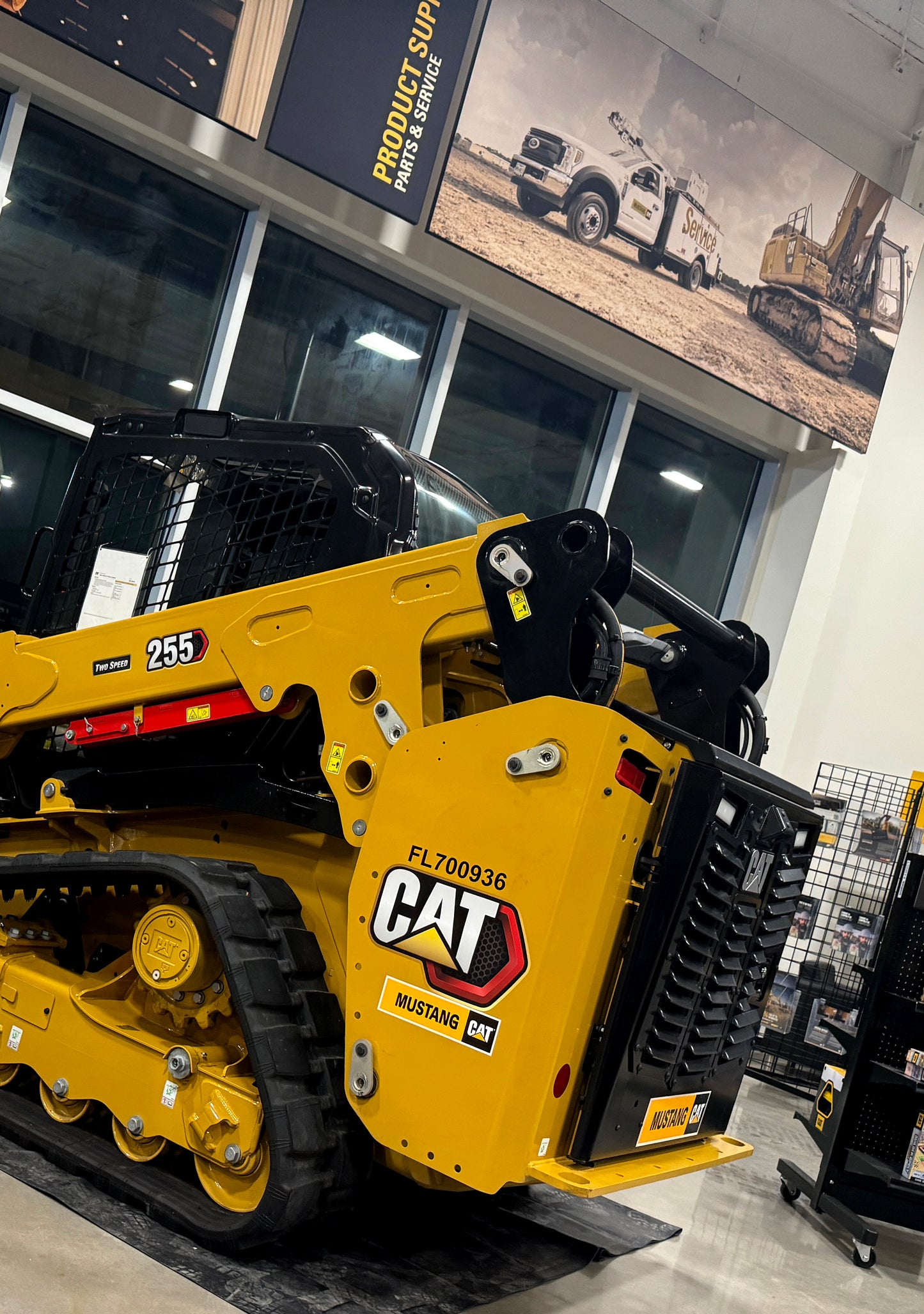 Industries Valance: CAT Branded