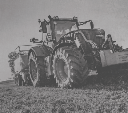 Fendt 900 in Action Duotone Wall Mural